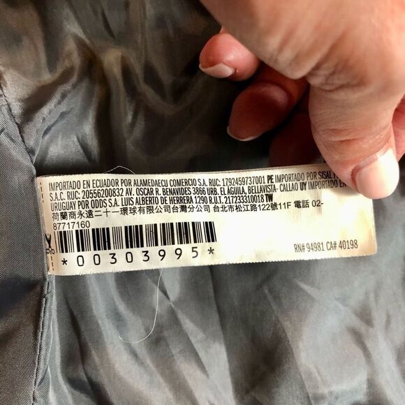 Forever 21 Women’s Gray Pea Coat Size Small - Picture 12 of 12